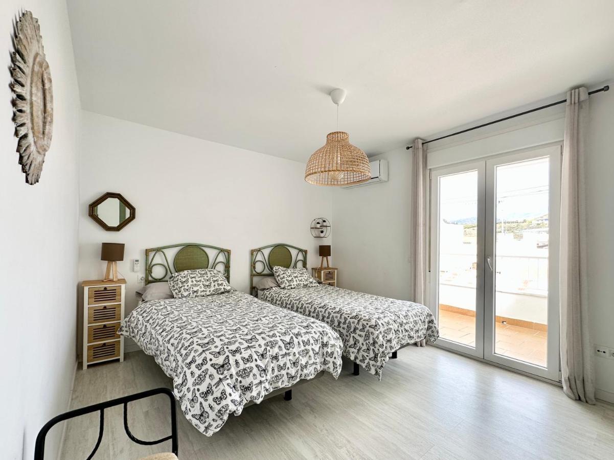Miramar Beach Caleta De Velez Malaga Eksteriør billede